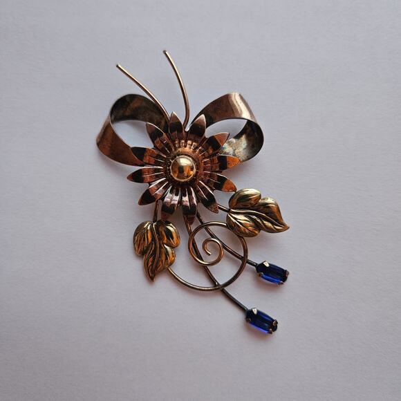 Vintage Signed 1/20 12kt GF Gold Filled Blue Rhinestone Flower Spray Brooch Pin - Picture 2 of 4